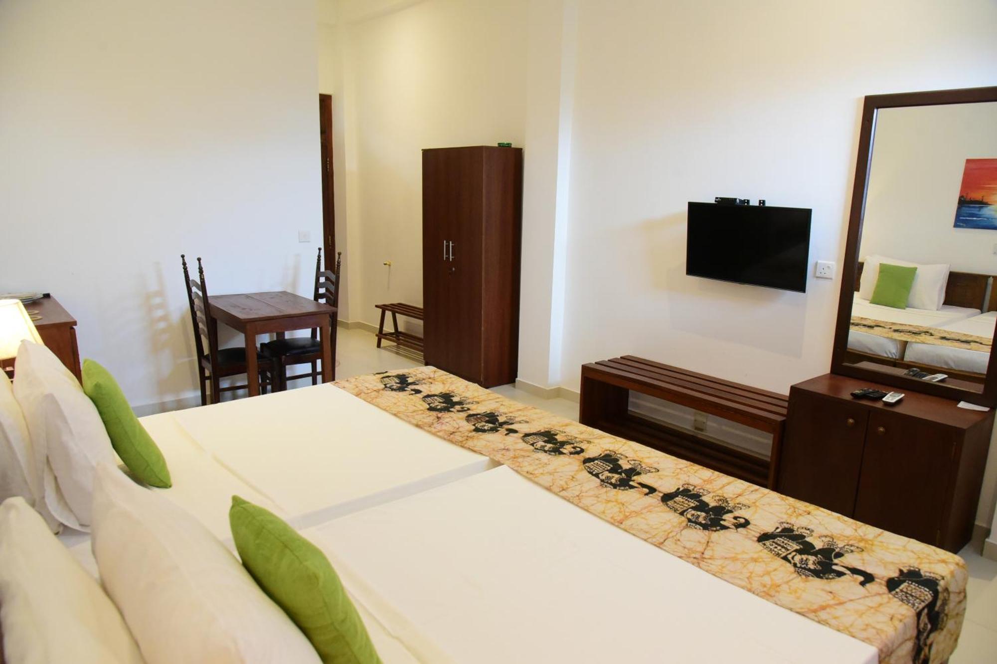 Hotel Tranquil Hikkaduwa Exterior foto