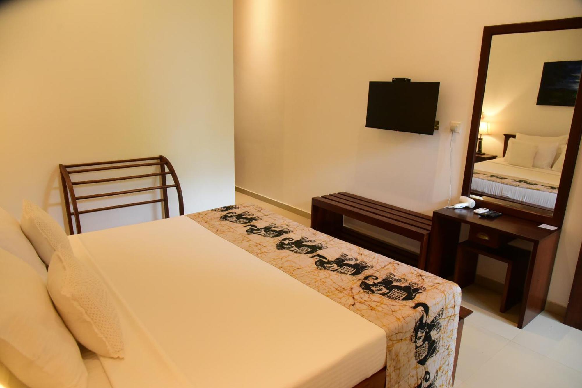 Hotel Tranquil Hikkaduwa Exterior foto